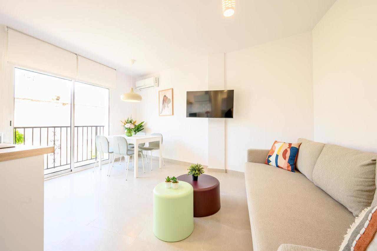 2 Bedroom, New, 1 Min To The Beach, City Center- Picasso By 10Tosea Фуэнхирола Экстерьер фото