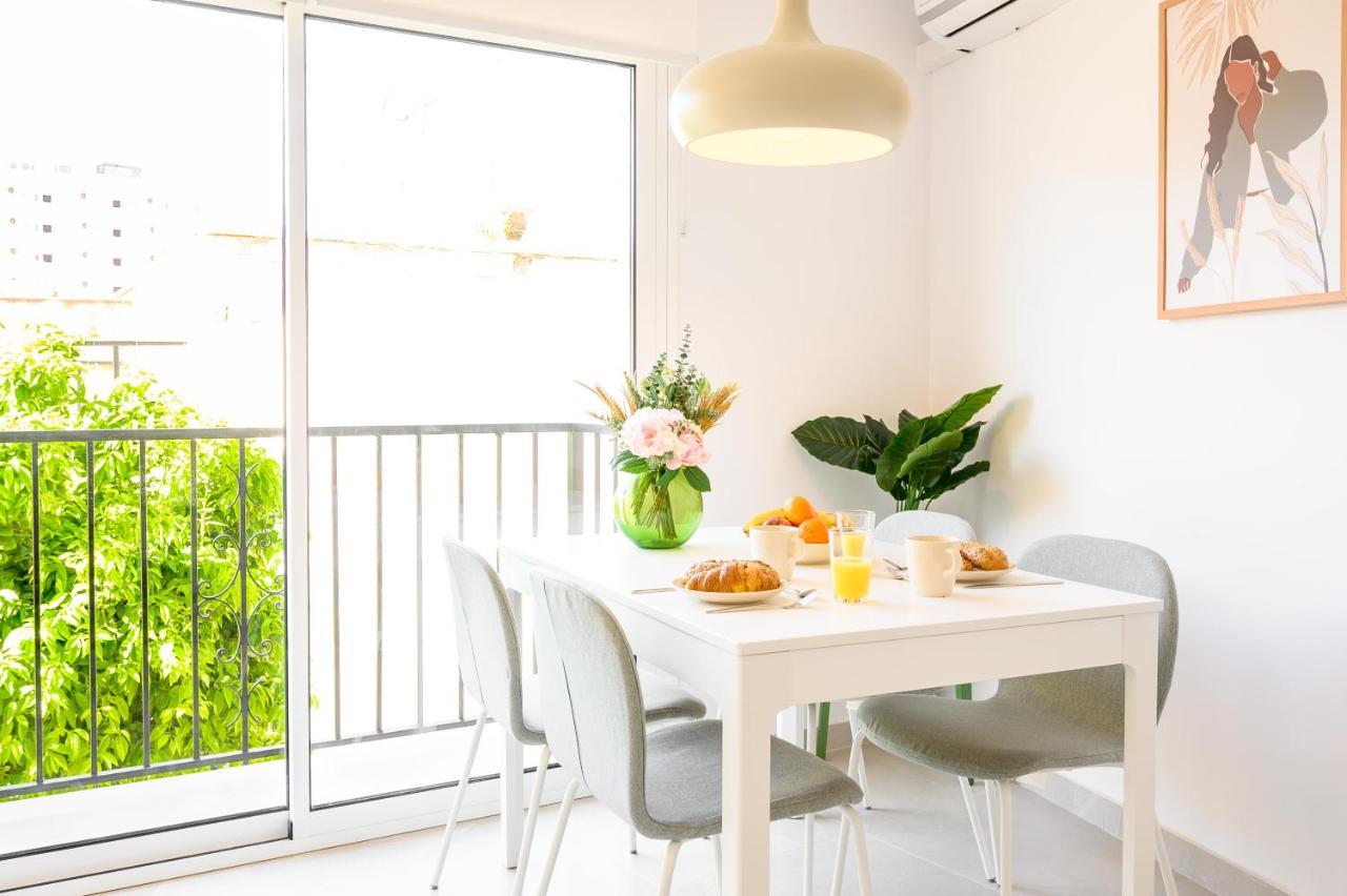 2 Bedroom, New, 1 Min To The Beach, City Center- Picasso By 10Tosea Фуэнхирола Экстерьер фото